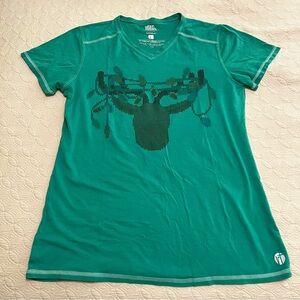 Raw Threads Athletic Reindeer with Christmas Lights Running Shirt (size Large)